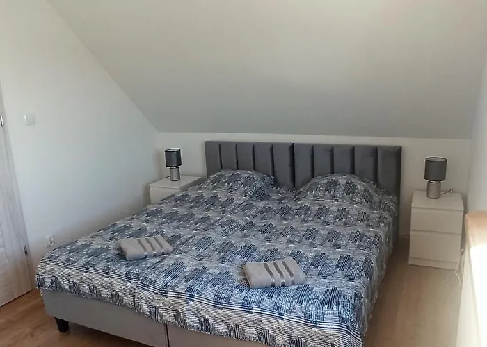 Holiday home W Cieniu Szarloty Rydultowy